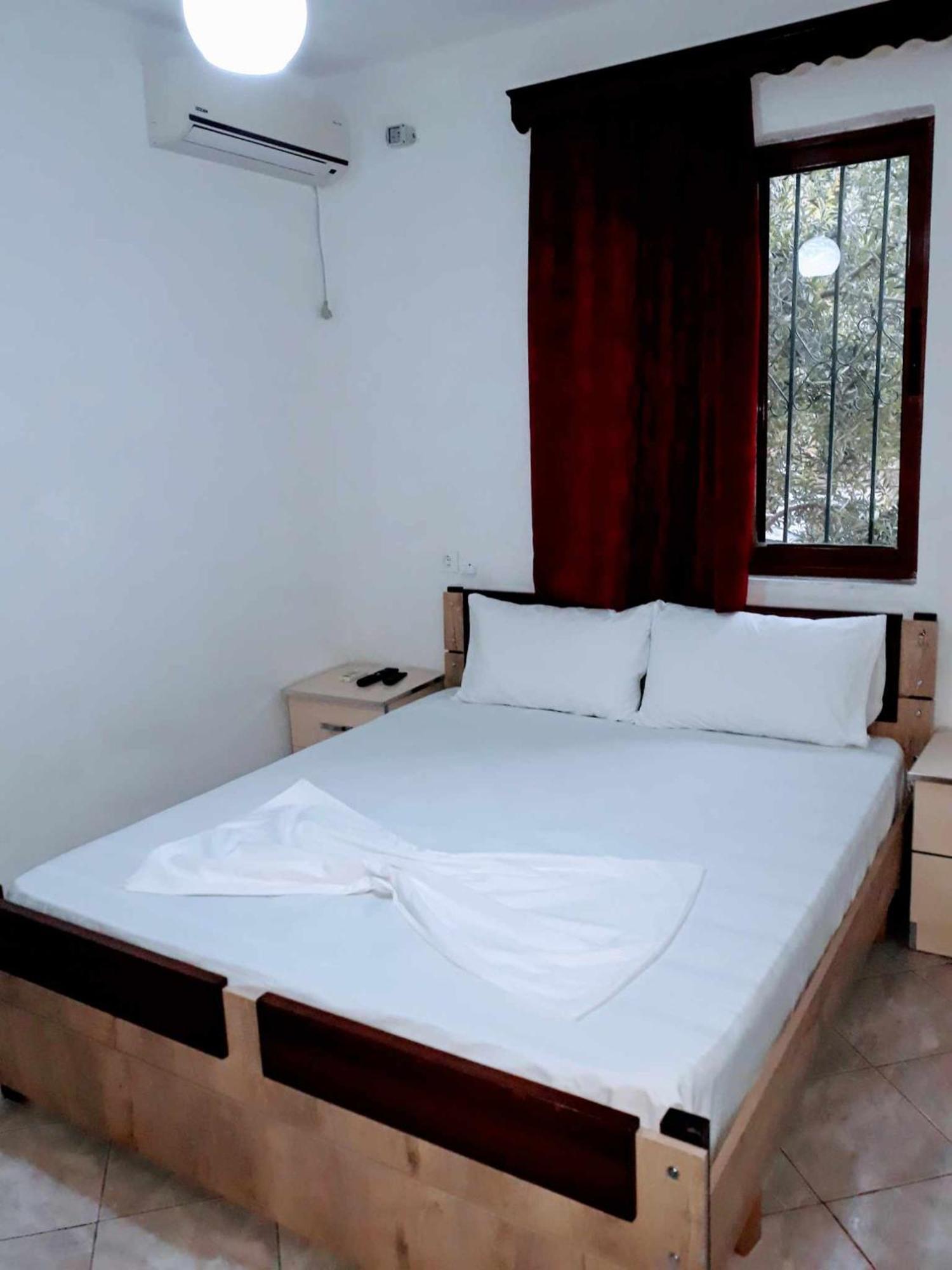 Rezart Apartment Sarandë Exterior foto